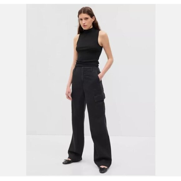 GAP 90's Style Mid Rise Loose BOHO Wide Leg Cargo Y2k Khakis Black Pants Size 8 - Picture 1 of 6